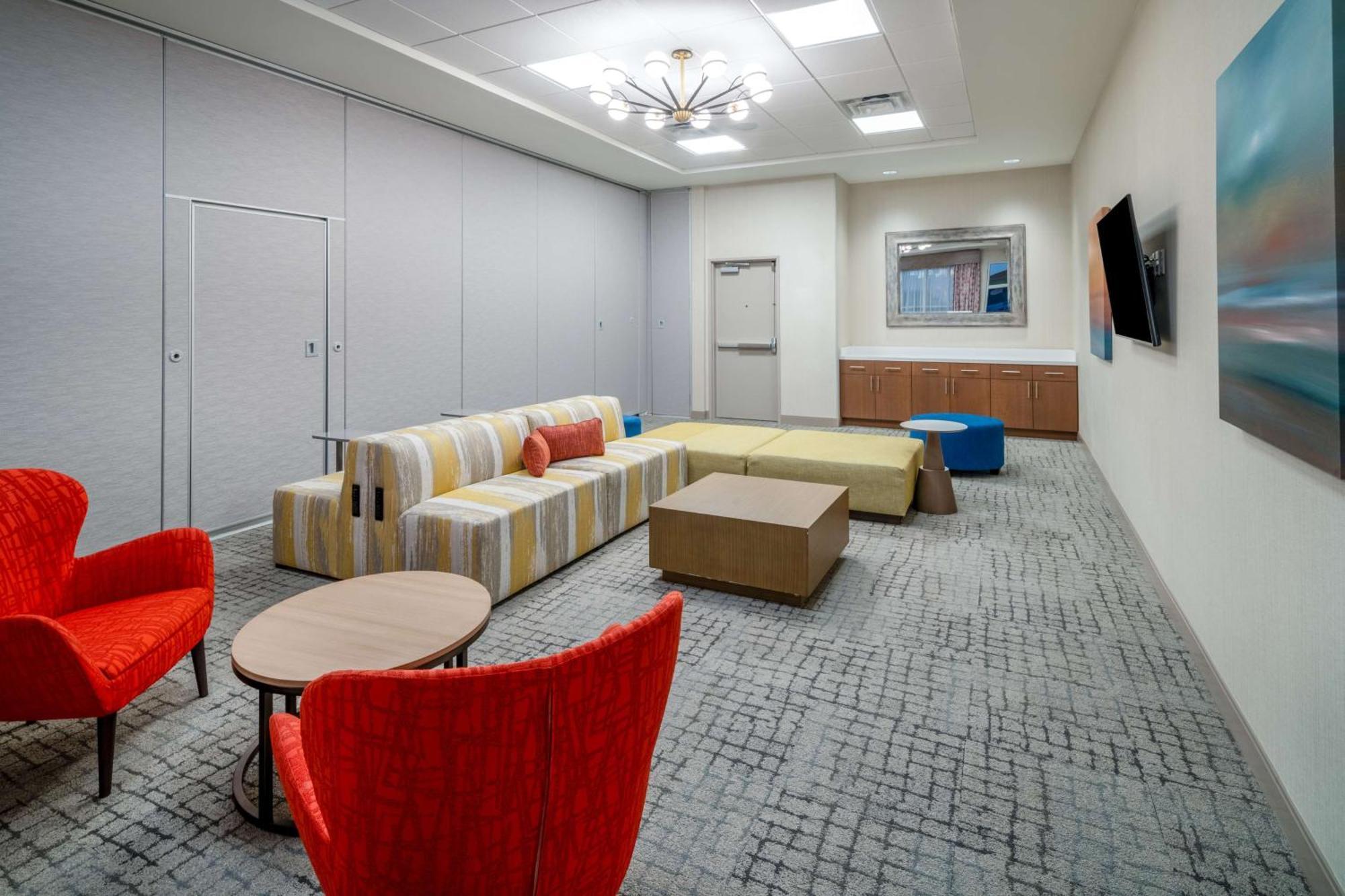 Hilton Garden Inn Brunswick Bagian luar foto