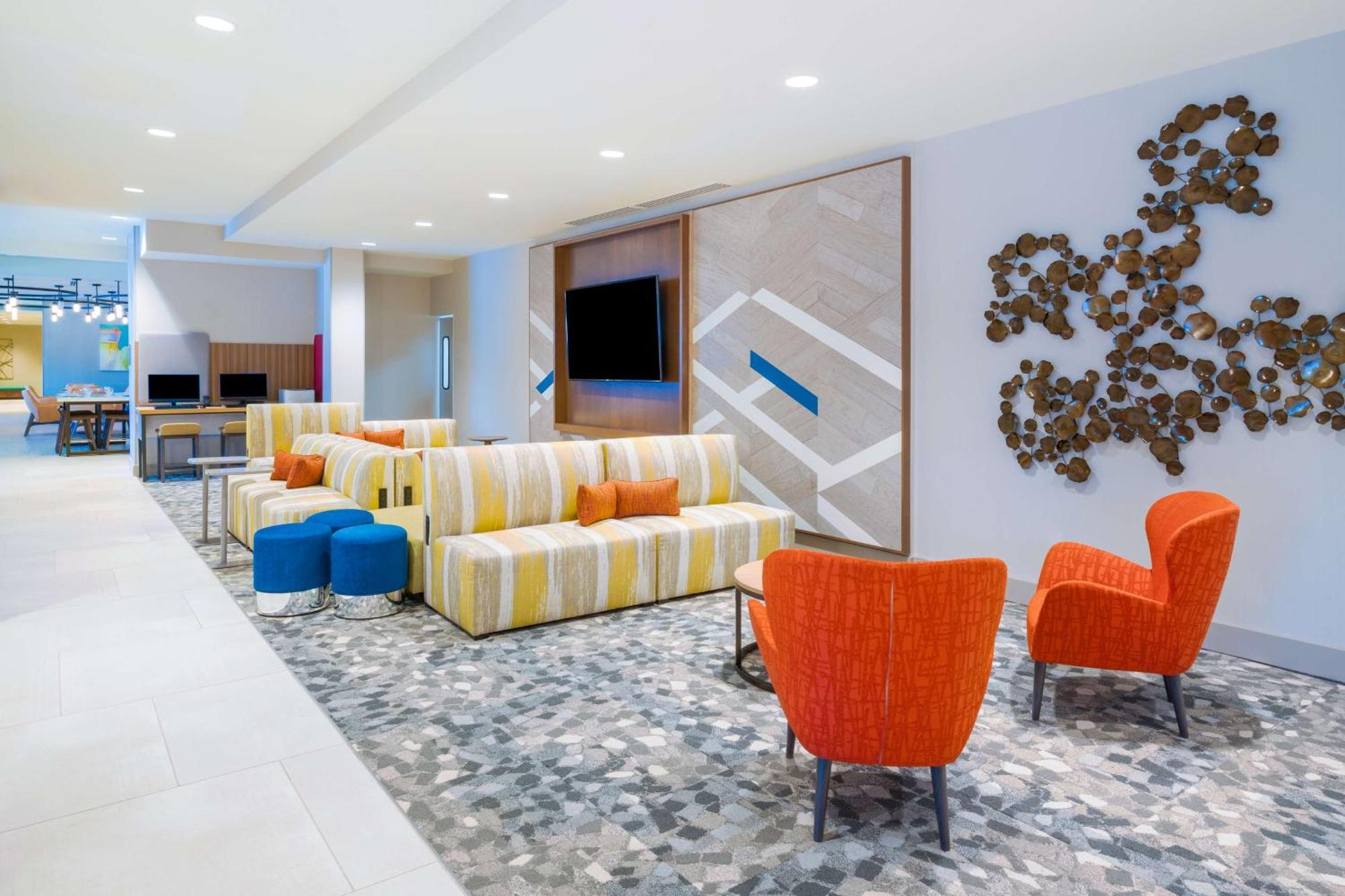 Hilton Garden Inn Brunswick Bagian luar foto